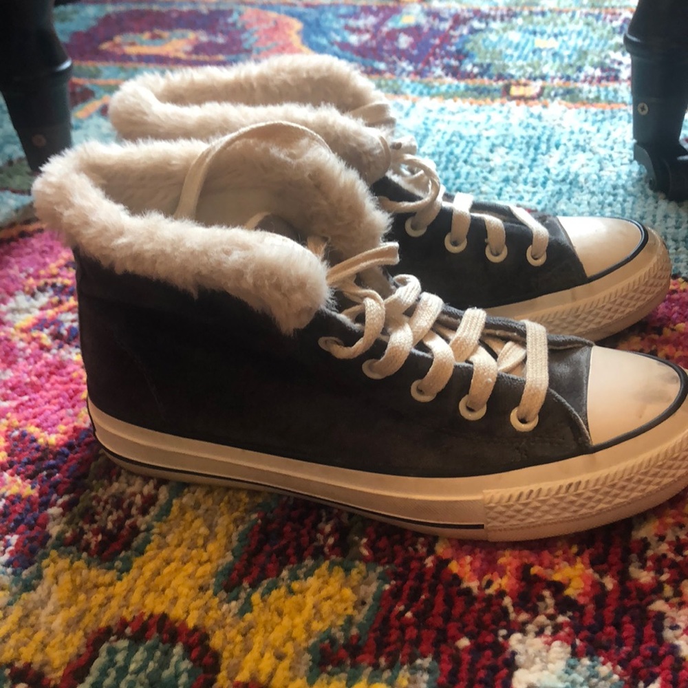 Gray velvet fur High top sneakers M General